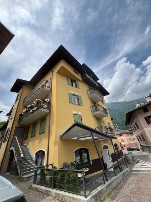 Effealatapartments - La Perla Della Val Di Sole Dimaro Extérieur photo